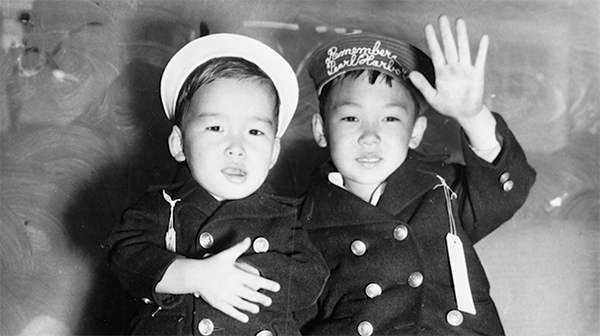 Two Japanese children